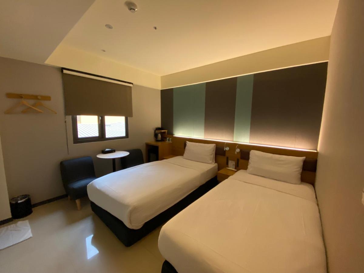 Fu Kuang Hotel Pingtung エクステリア 写真